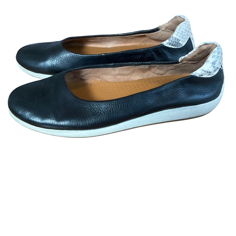 Caslon Capella Leather Flats Women 8M Black Snakeskin Heel Accents